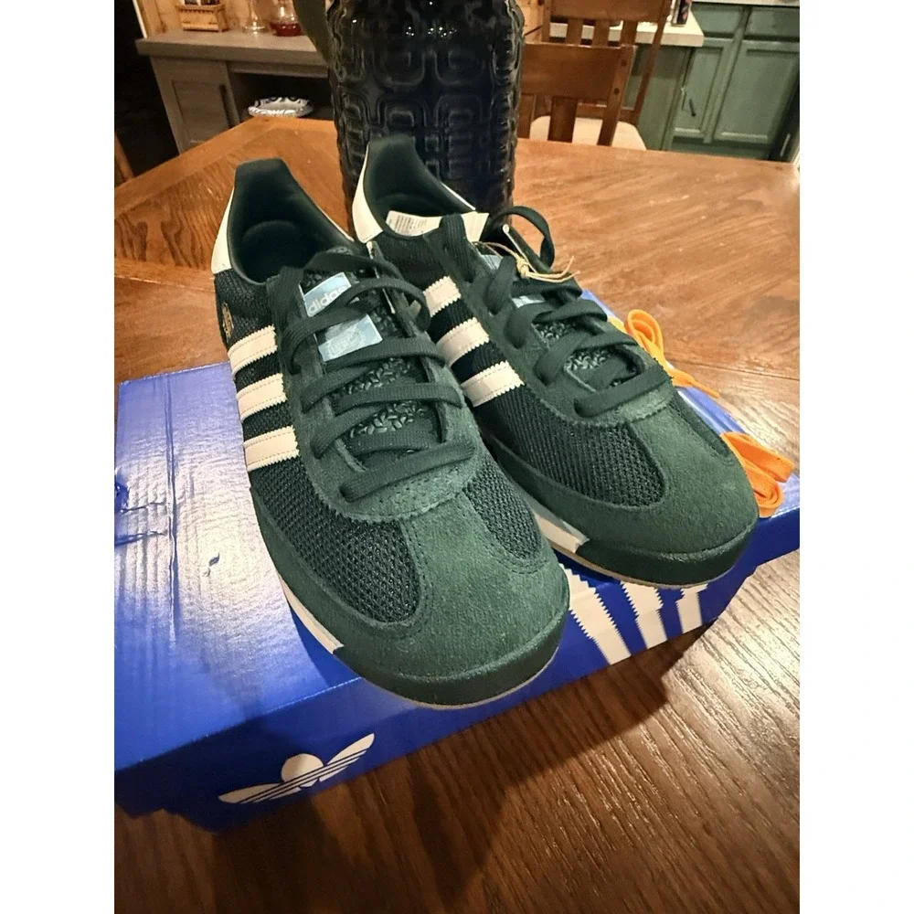 Adidas SL72 RS Collegiate Green Men's 6 Women's 7-7.5 NWB Comfy And Stylish!